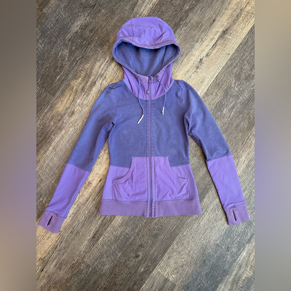 Lululemon Scuba